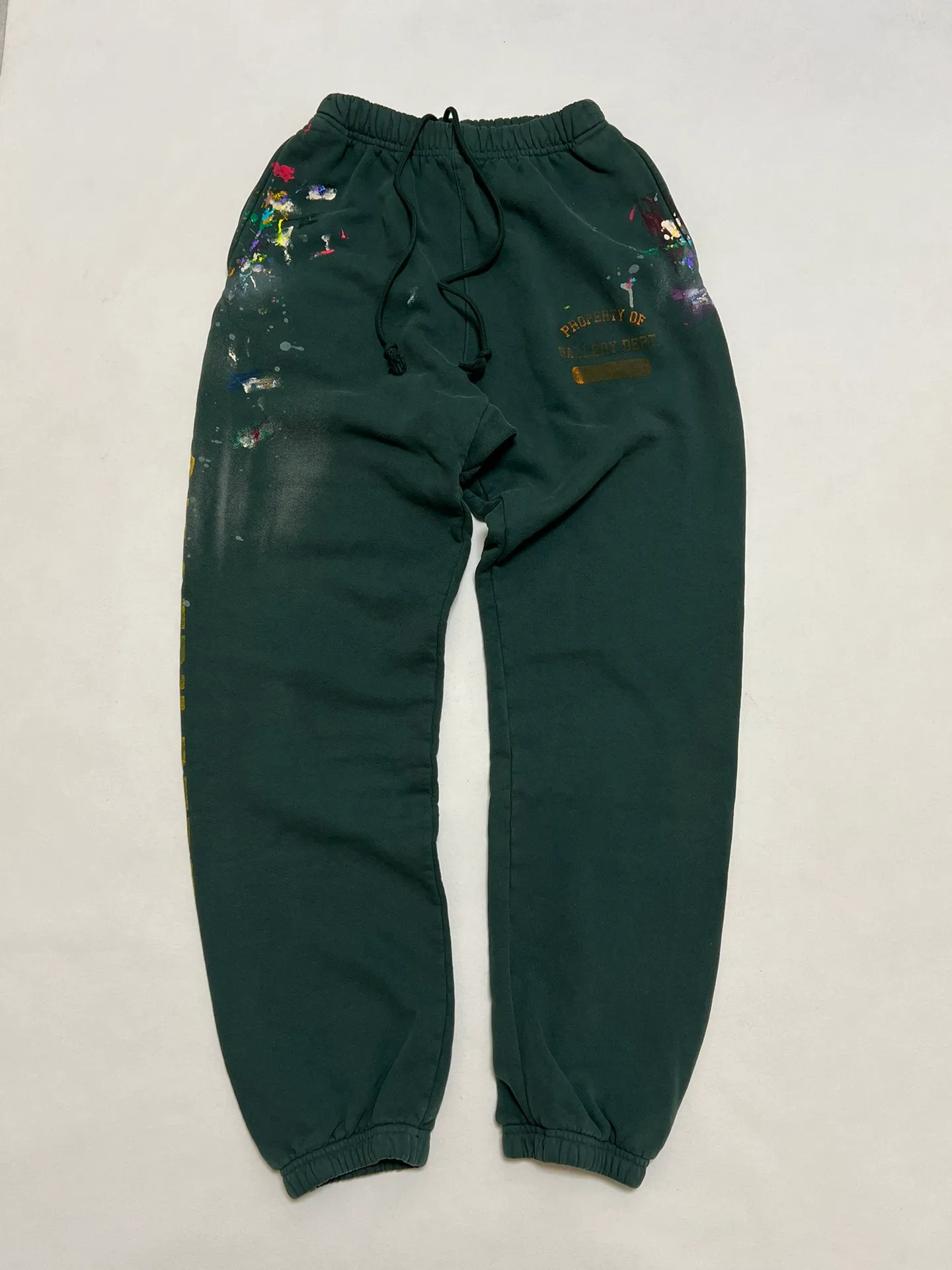 GALLERY DEPT. GD PROPERTY OF SWEATPANTS splashed ink, washed and distressed sweatpants, dark green S-XL, heavy wash and distressed, handmade acrylic splashed ink graffiti, perfect top restoration